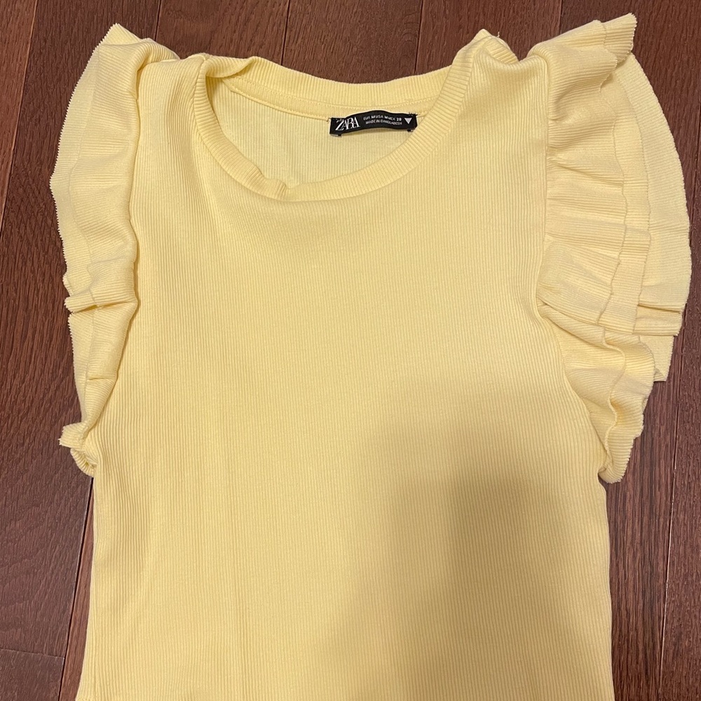 Zara flutter sleeve yellow tank top